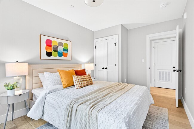 Foto del edificio - 584 Cambridge St