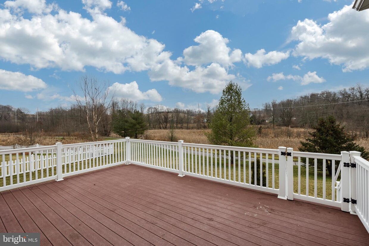 Primary Photo - 311 Elmhurst Dr