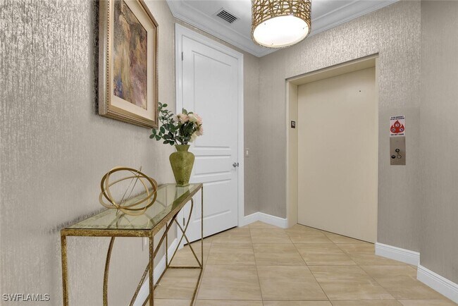 Foto del edificio - 2739 Tiburon Blvd E