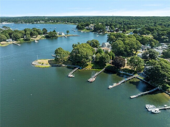 Foto del edificio - 14 Betty Hill Rd