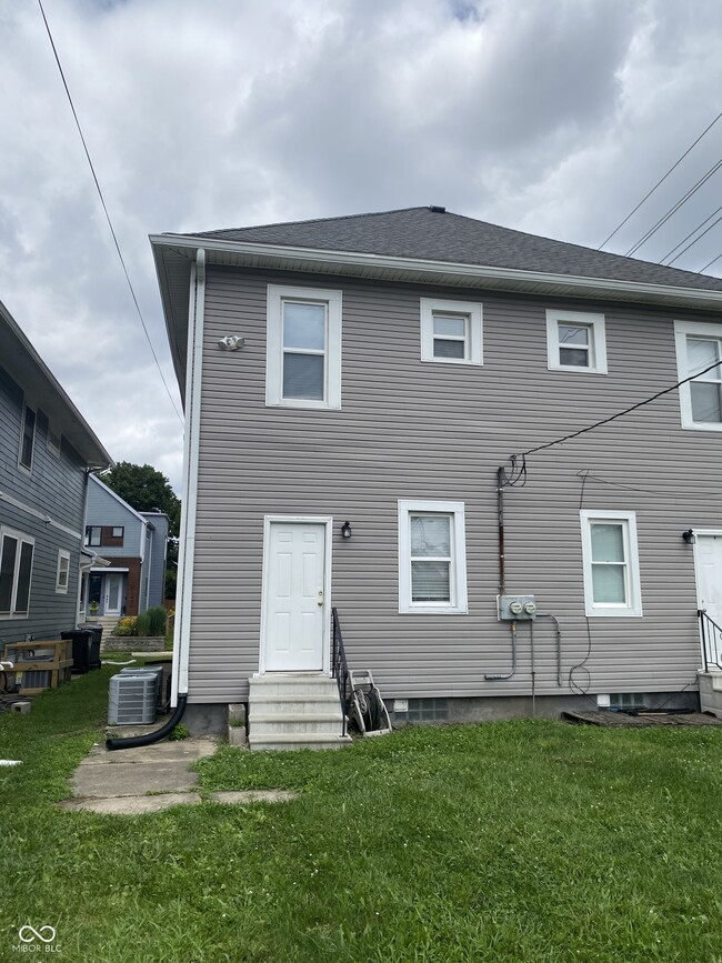 Building Photo - 1429 E New York St