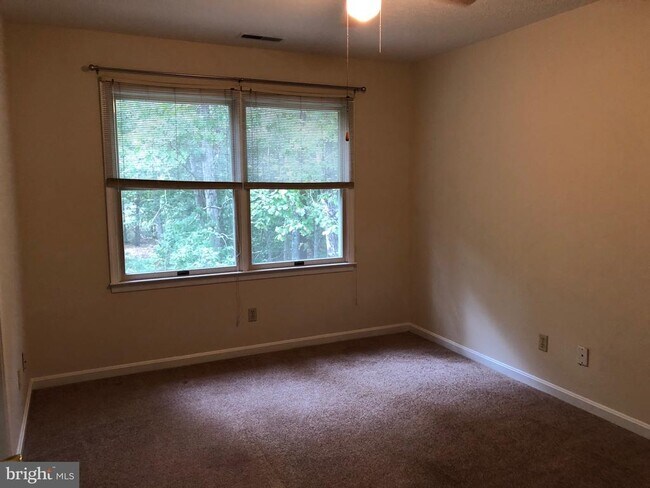 Building Photo - 21113 Arbor Ct