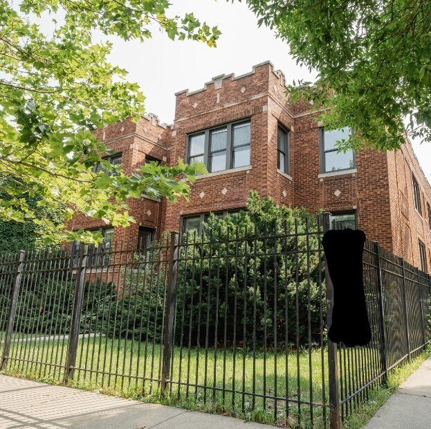 Building Photo - 3301 N Harding Ave