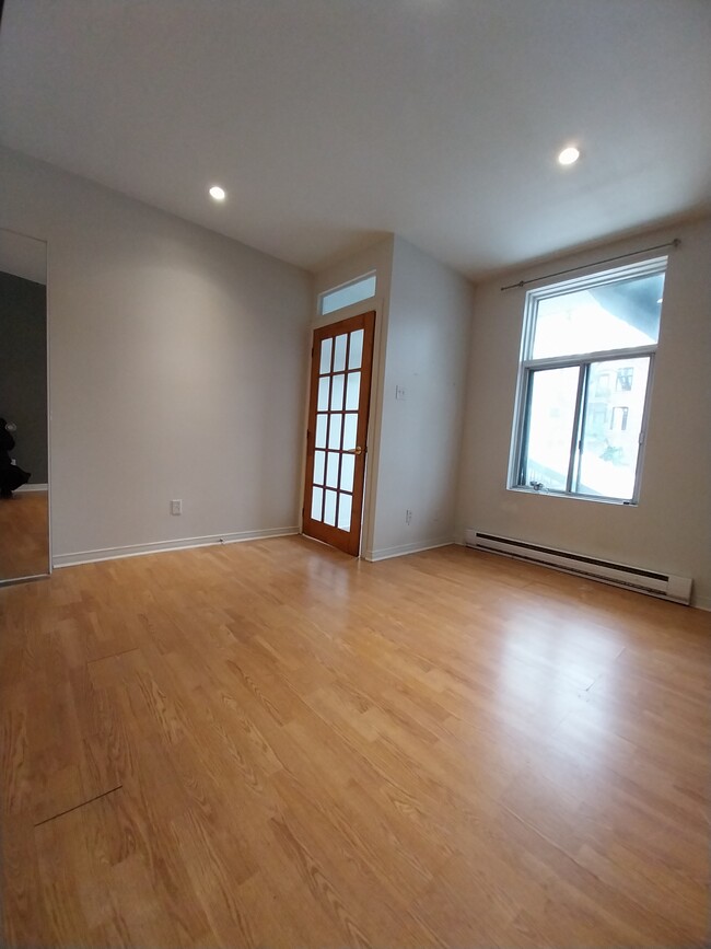 Photo du bâtiment - 5764 Av. De Lorimier
