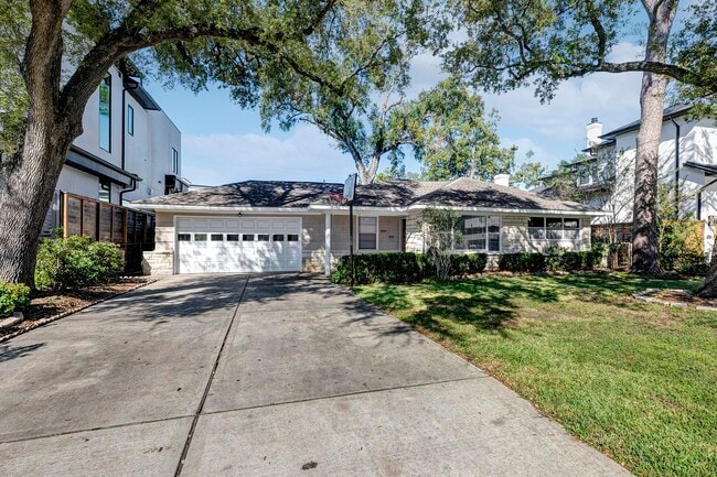 Building Photo - 5004 Holt St