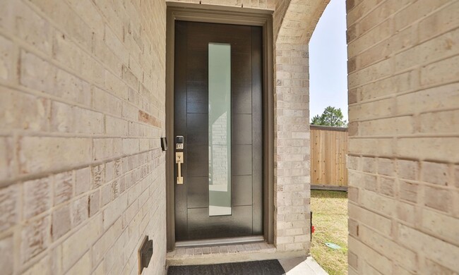 Foto del edificio - 4 bedroom 3 bathroom Home in Bridgeland