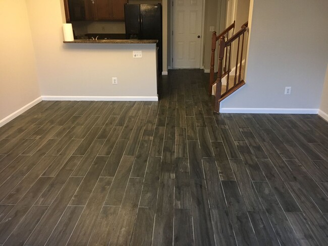 Foto del edificio - 6225 Aster Haven Cir