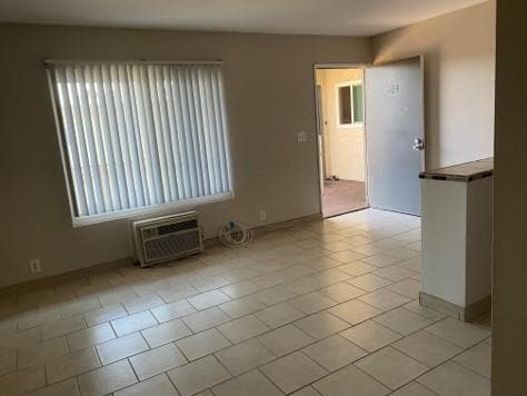 Interior Photo - 8742 Orion