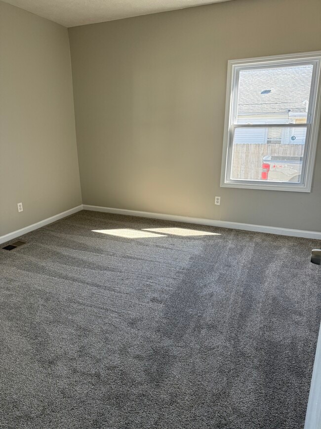 Building Photo - 1943 McDonald Ave