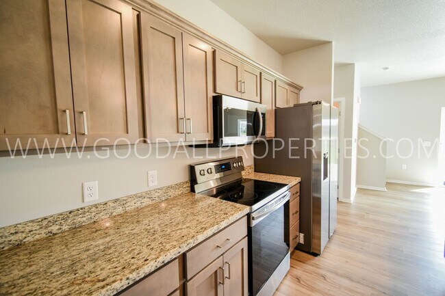 Foto del edificio - **Beautiful 3 Bedroom, 2.5 Bath Home with ...