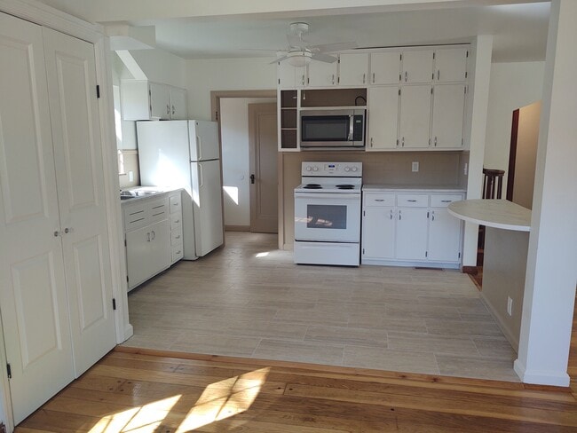 Photo - 159 N 3rd St House