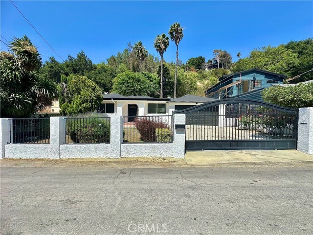 Building Photo - 3760 Goodland Ave