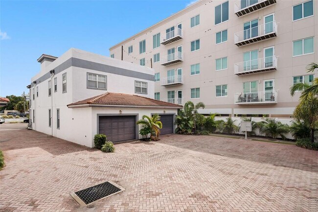 Foto del edificio - 628 3rd Ave S