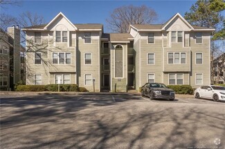 Building Photo - 6800 Willowbrook Dr