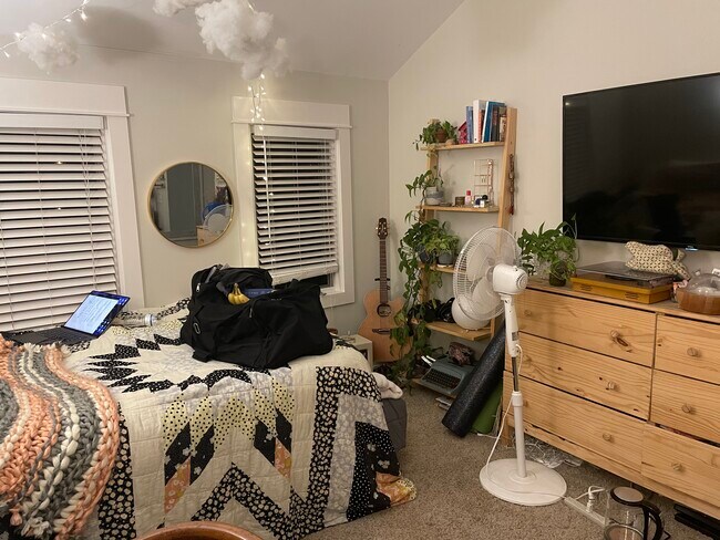 Foto del edificio - 319 S 17th St