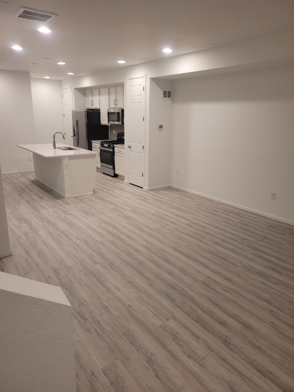 Foto del edificio - 1638 S Tower Rd