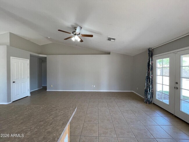 Foto del edificio - 3677 E Baranca Ct