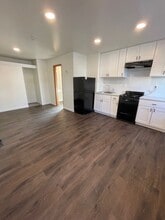 Building Photo - 70 Wisner Ave