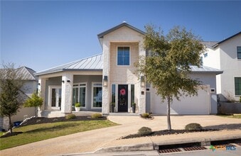 New Braunfels Apartments Under 800