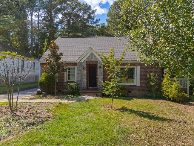 Building Photo - 1261 Eastridge Rd SW