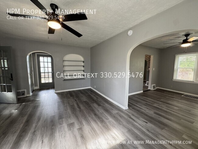 Foto del edificio - 1613 Spring Ave NE