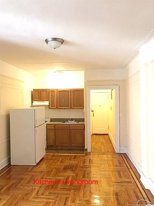 Foto principal - 32-86 33rd Street