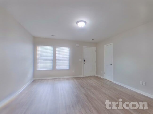 Building Photo - 316 Cedar Ridge
