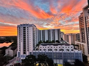 Building Photo - 415 E Pine St