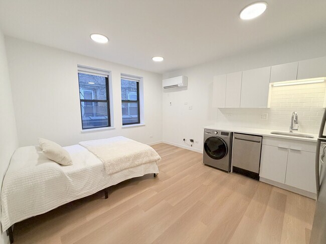 Foto del edificio - 1650 W Roscoe St
