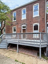 Building Photo - 1806 Rutger St