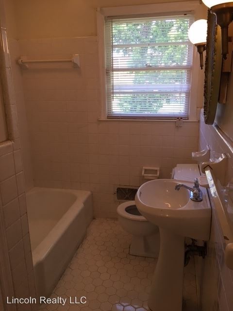 Building Photo - 3 br, 2 bath House - 2917 Thea Lane