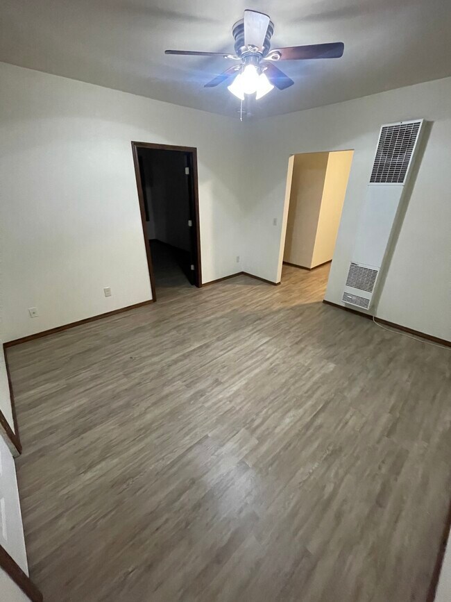 Living Room - 623 S 14th St