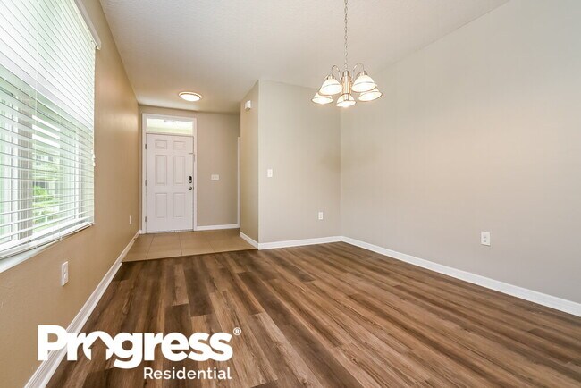 Building Photo - 12037 Suburban Sunrise St
