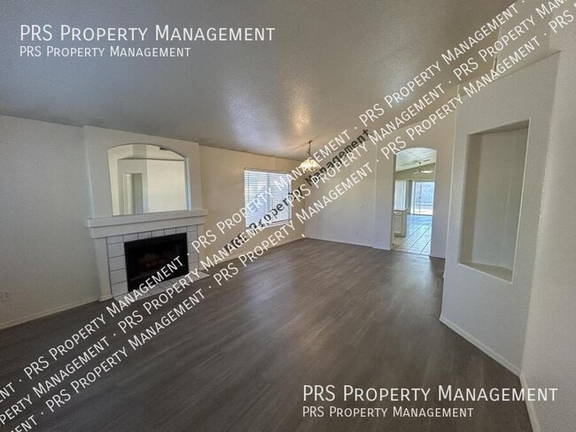 Building Photo - 51 N Del Pueblo Pl