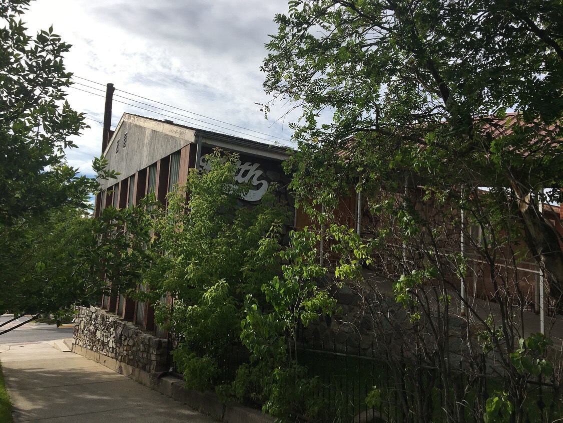 200 E Broadway St, Helena, MT 59601 Apartments 200 E Broadway St