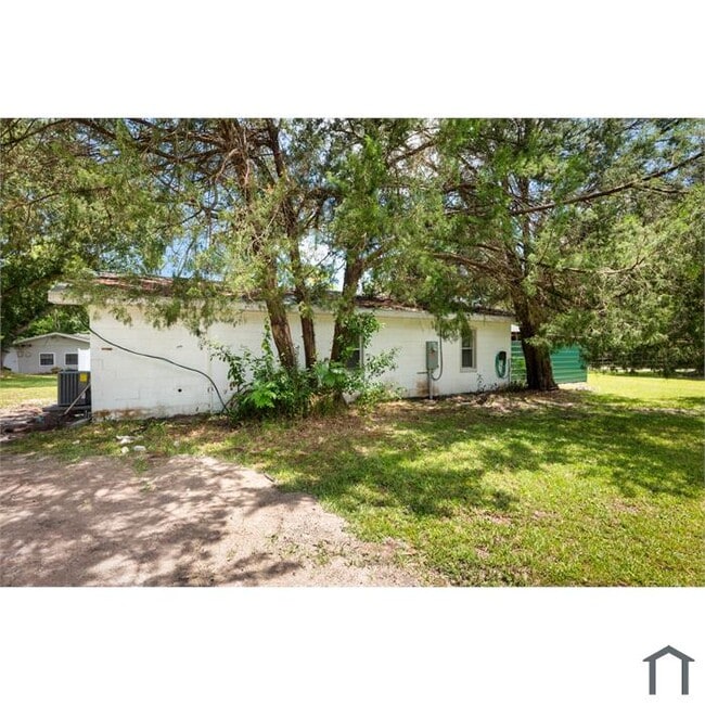 Foto del edificio - 5195 Cypress Crest Ln