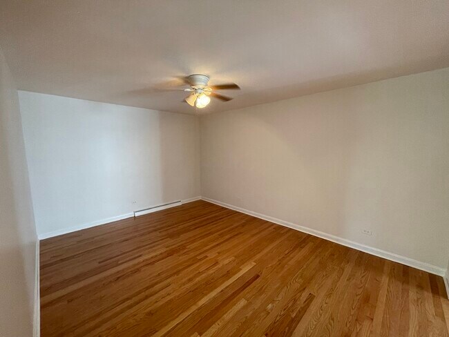 Building Photo - 4241 Oakton St