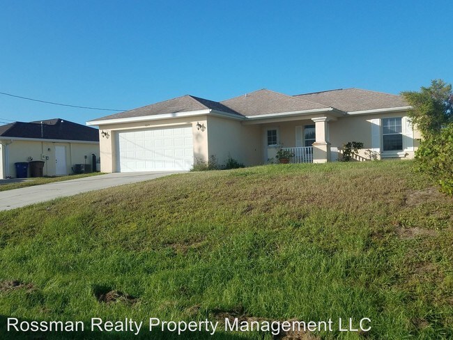 Building Photo - 3 br, 2 bath House - 1043 Cedar Tree Avenue