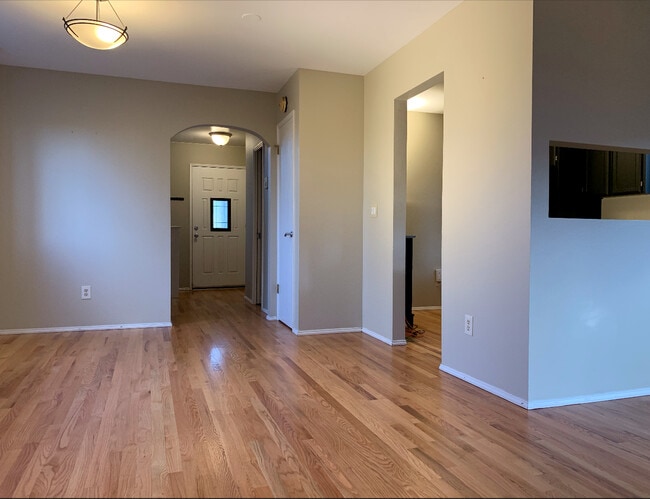 Building Photo - 9427 25th Ave NE