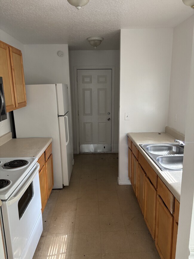 Foto del edificio - 914 W 19th St
