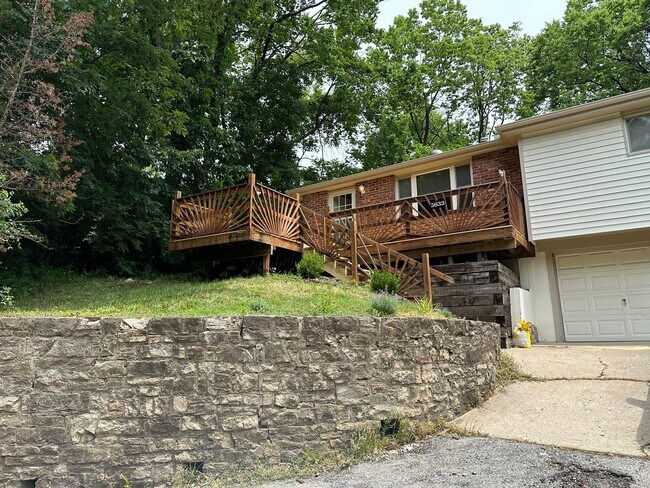 Building Photo - 5633 NW Bell Rd