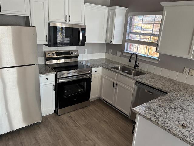 Foto del edificio - 611 Oriole Blvd