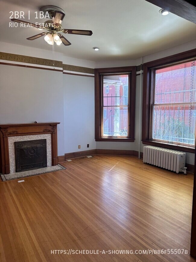 Foto del edificio - Stunning Two Bedroom Apartment With Victor...