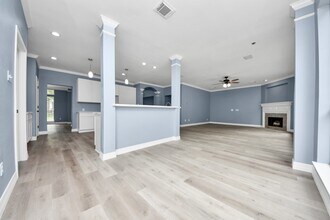 Building Photo - 16203 Broken Timber Cir