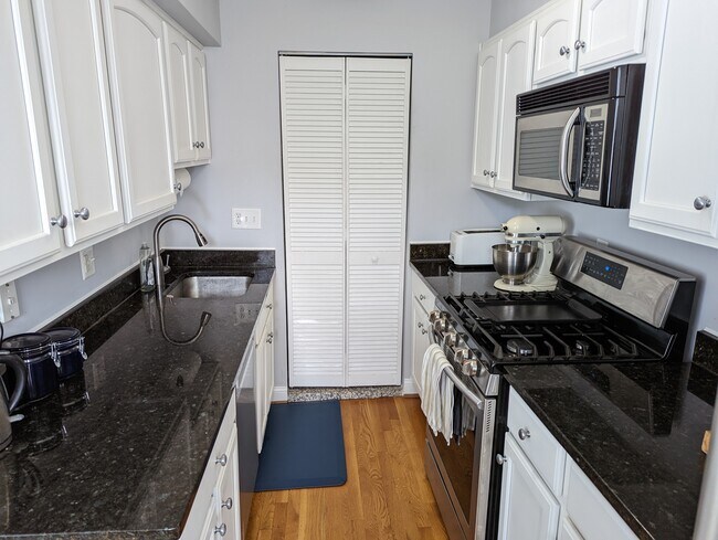 Foto del edificio - 752 9th St SE