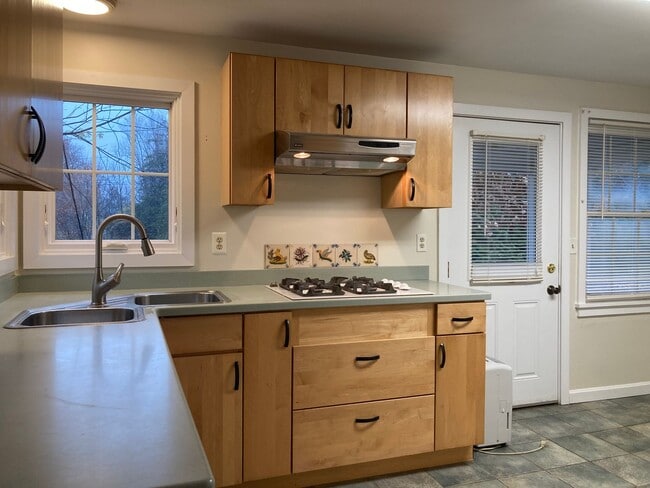 Building Photo - Cute 2 bedroom house in the countryside of Greencastle