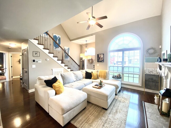 Building Photo - 3746 Tradewinds Terrace