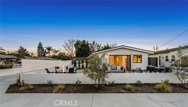 Building Photo - 251 Costa Mesa St