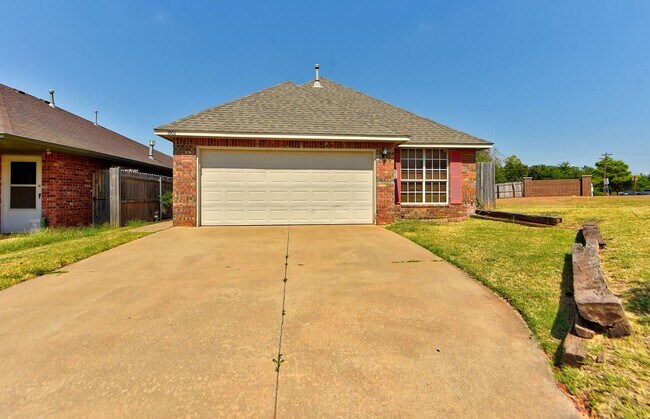 Foto del edificio - Charming 2 Bedroom / 2 Bathroom Home with Loft!