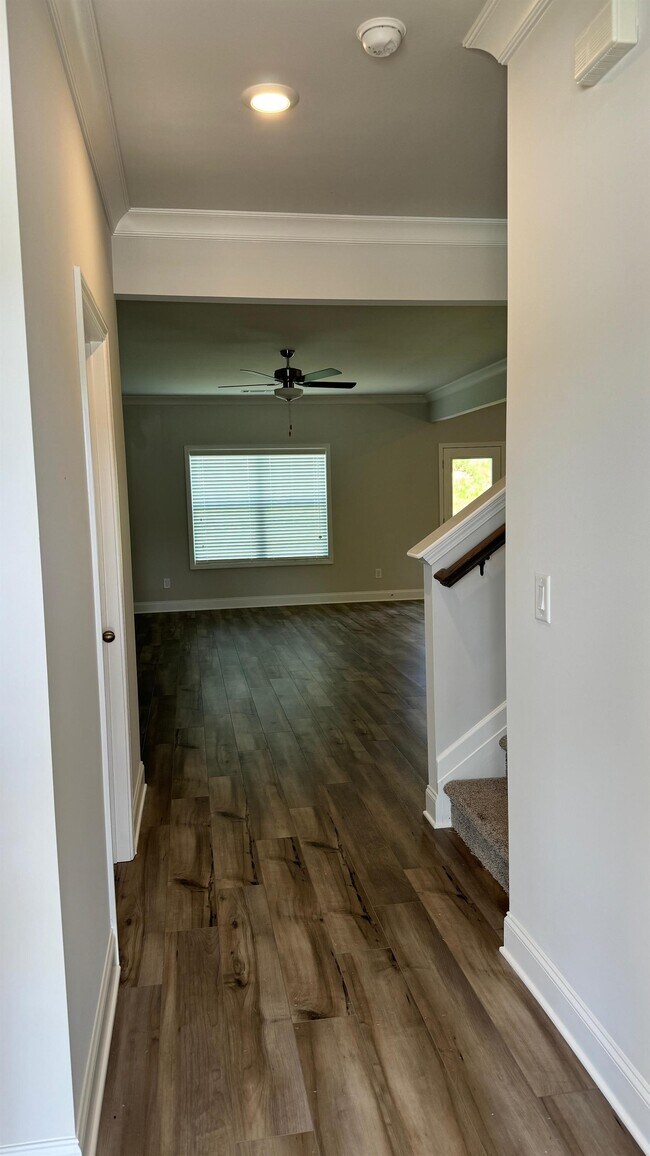 Foto del edificio - 3802 Dover Run Ln